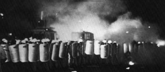 {short description of image}